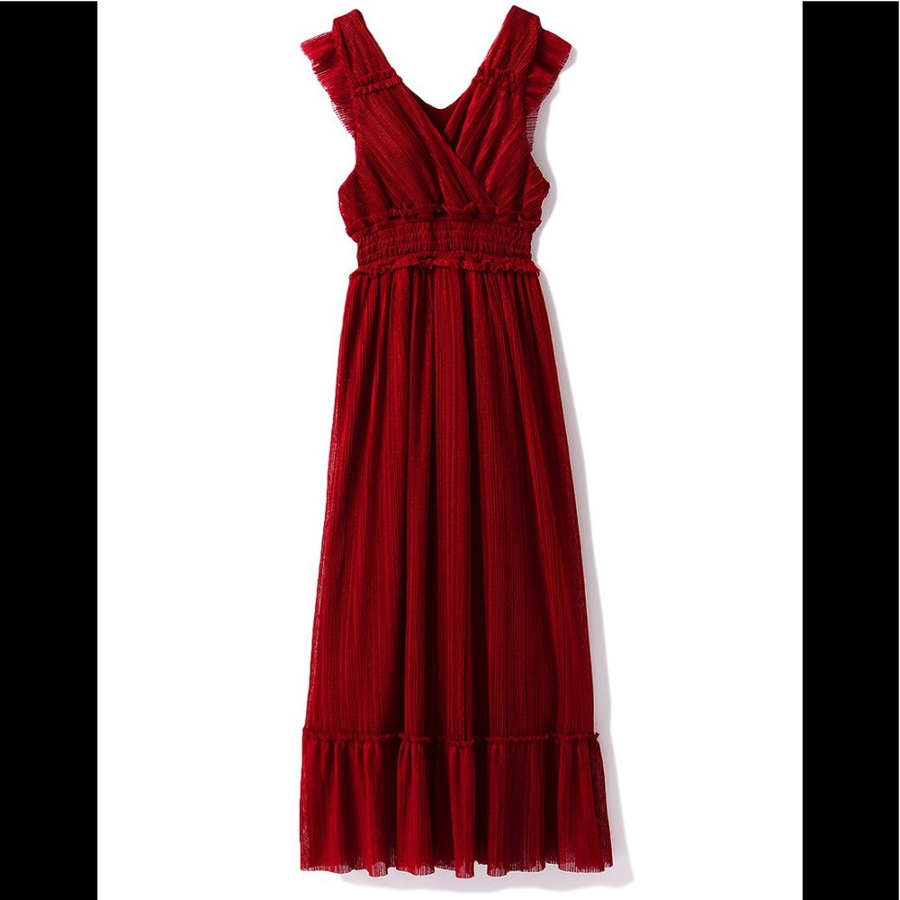 RED Pleated Tull long dress Size: small BNWT